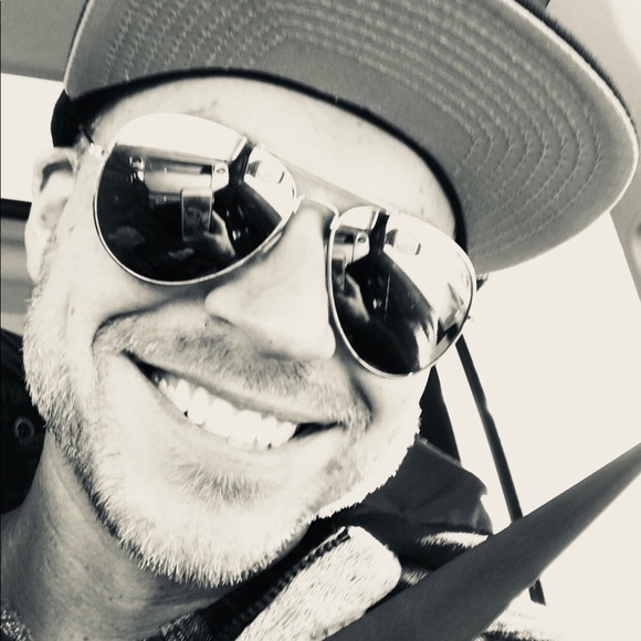 Meet your Posher, Jeremy - Picture 6 of 12